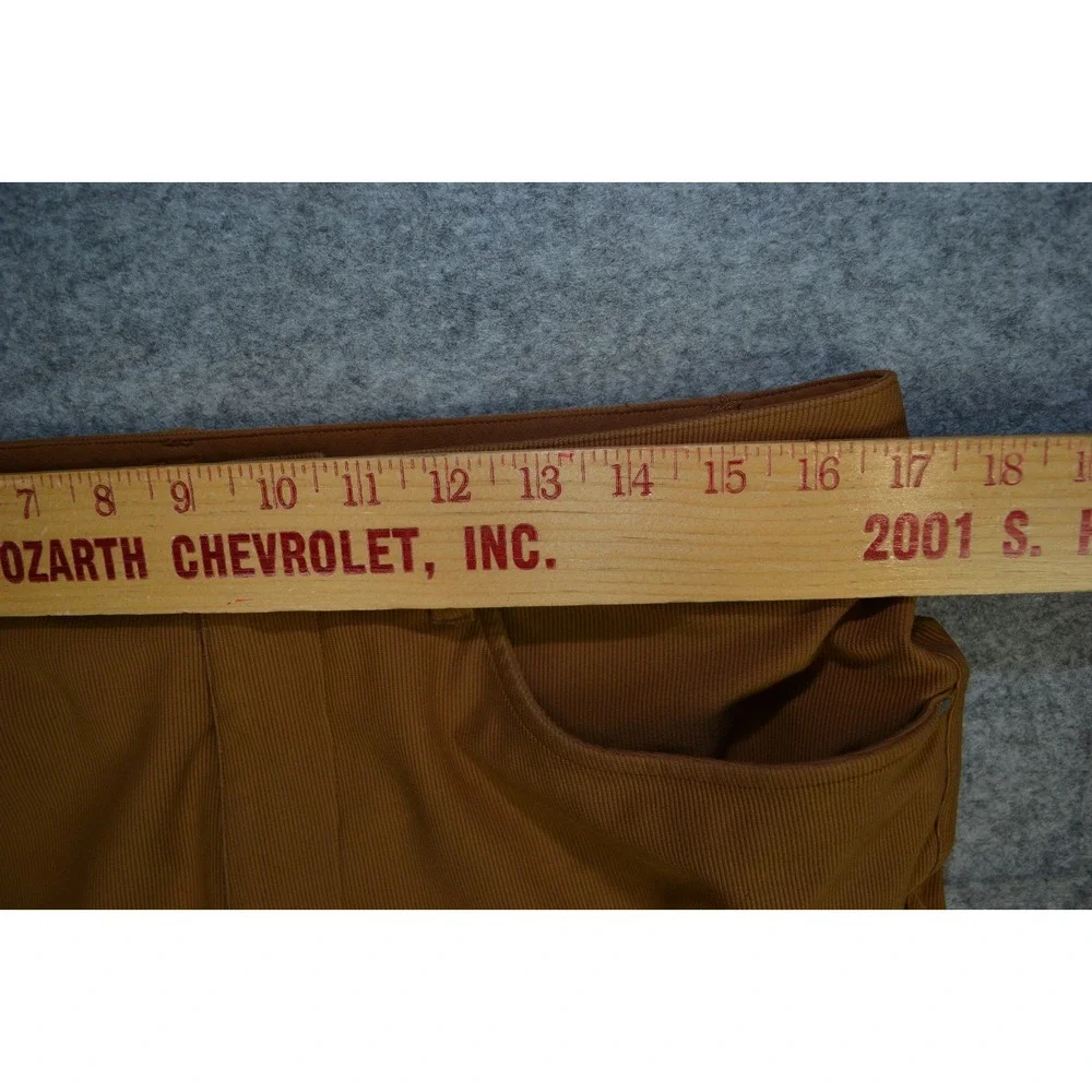 Lululemon Crop Pant Mens Sz 33 (33x30) Copper Brown ABC Relaxed Fit Cord Stretch
